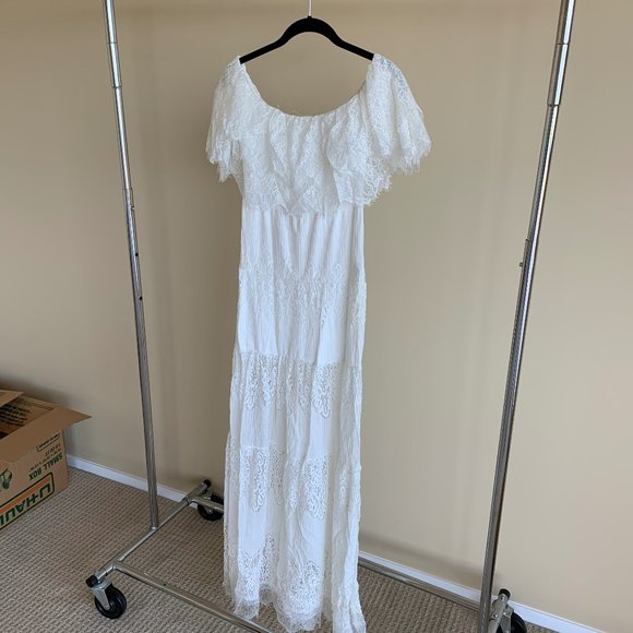 L'Atiste White Lace Maxi Dress Off-the-Shoulder - Picture 7 of 10